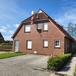 Gemütliche Ferienwohnung in Brake, mit Garten, Parkplatz und ruhiger Lage.